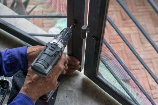 Steel Window Repair in Longwood