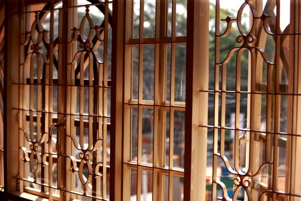 Metal Window Repair in Longwood